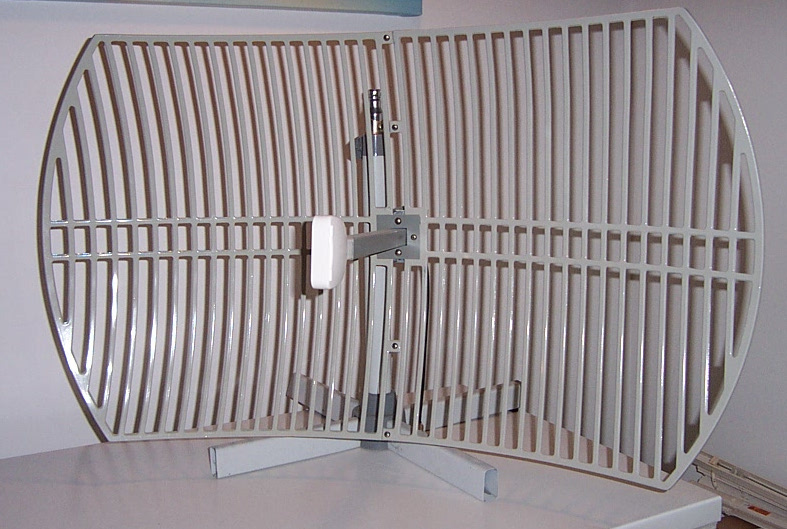 24 dBi Parabolic Grid Antenna
